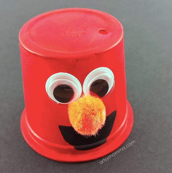 Celebrate Elmo's Birthday with this Elmo K Cup Craft from ArtsyMomma